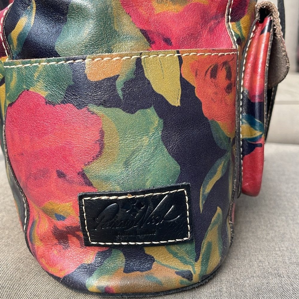 Patricia Nash floral leather handbag. High QUALTY. Clean used condition. Purse. - Picture 15 of 16